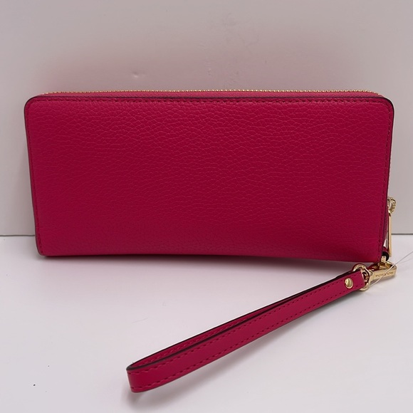 MICHAEL KORS
Leather Continental Wristlet Phone Case Wallet
Electric Pink
NWT - Picture 11 of 16